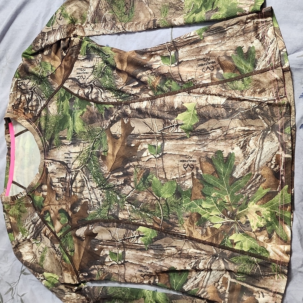 Women's Camo Long Sleeve